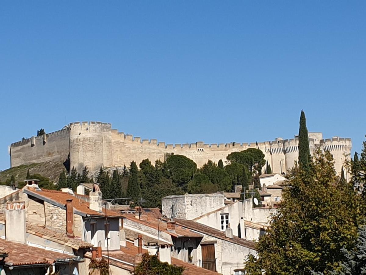 Saint Eloi - Duplex Centre Historique De Villeneuve Les Avignon מראה חיצוני תמונה